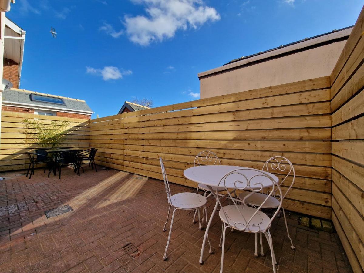 Dysa Bentinck House Vila Blackpool Exterior foto